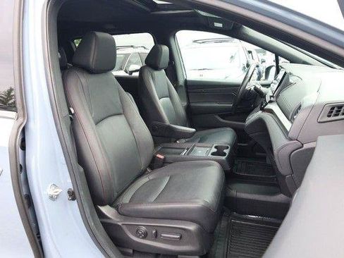 Used 2025 Honda Odyssey Sport-L image 28