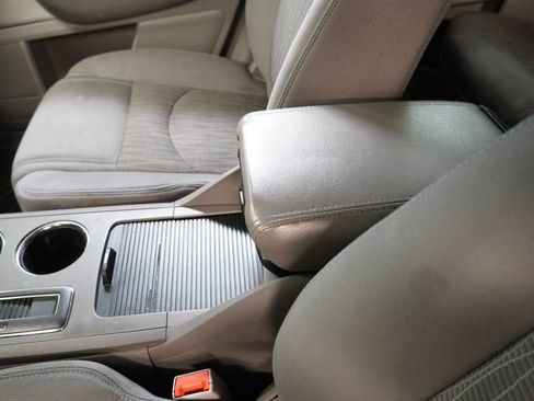 Used 2016 Chevrolet Traverse LS FWD image 22