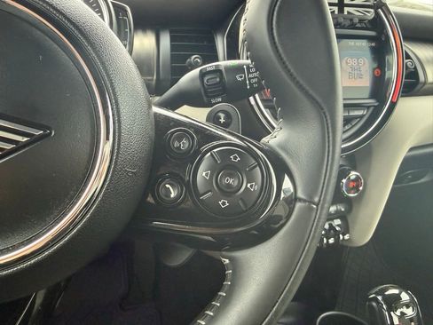 Used 2020 MINI Cooper S w/ Signature Upholstery Package image 25