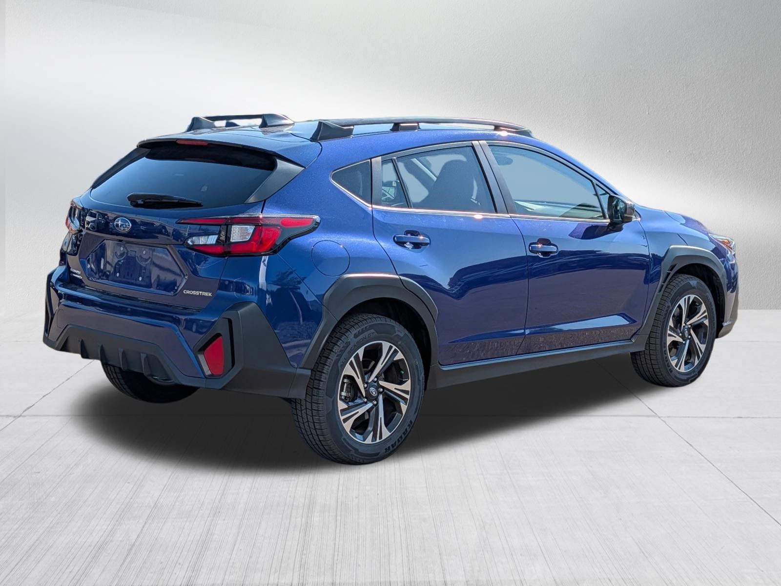 Used 2024 Subaru Crosstrek 2.0i Premium AWD/4WD image 7