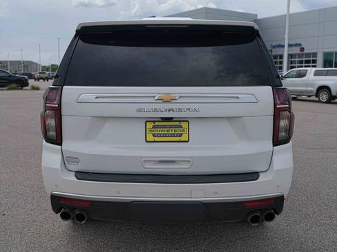 Used 2021 Chevrolet Suburban High Country AWD/4WD image 7