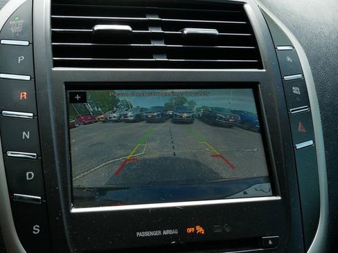 Used 2018 Lincoln MKC Premiere FWD image 27