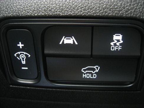 Certified 2023 Kia Sorento X-Line EX image 19