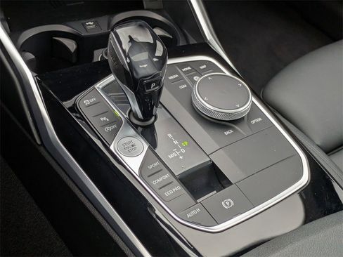 Used 2019 BMW 330i xDrive Sedan w/ Convenience Package image 23
