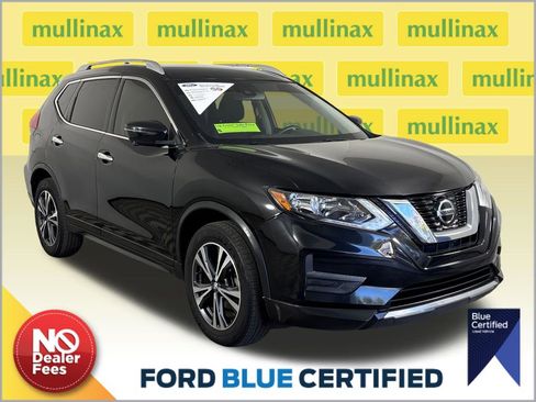 Used 2019 Nissan Rogue SV w/ Premium Package image 1