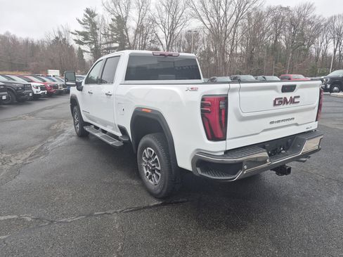 New 2026 GMC Sierra 2500 SLT w/ SLT Premium Package AWD/4WD image 14