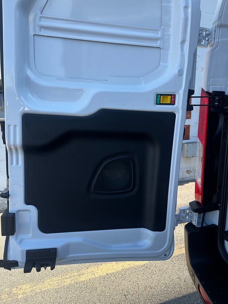 Used 2024 Ford E-Transit Low Roof RWD image 22