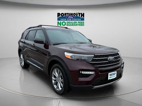 Used 2022 Ford Explorer XLT w/ Equipment Group 202A AWD/4WD image 25