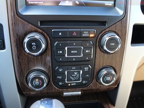 Used 2013 Ford F150 Lariat w/ Mid Equipment Group AWD/4WD image 14