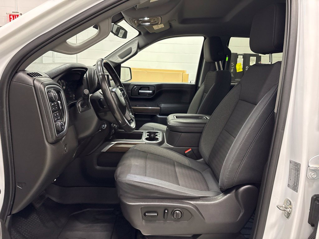 Used 2019 Chevrolet Silverado 1500 RST w/ All-Star Edition AWD/4WD image 17