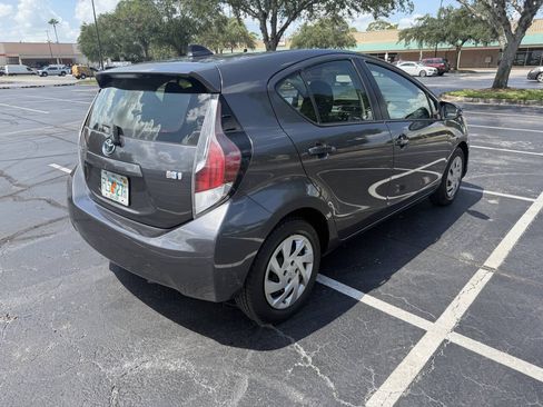 Used 2015 Toyota Prius C Two FWD image 5