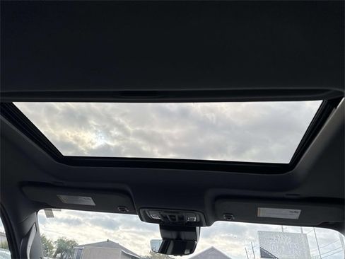 Certified 2024 GMC Sierra 2500 Denali w/ Denali Reserve Package image 13