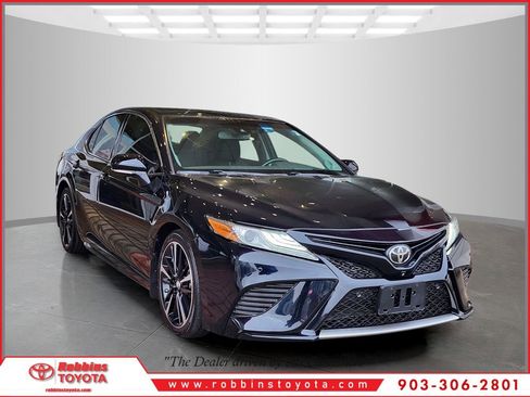 Used 2018 Toyota Camry XSE w/ Driver Assist Package image 1