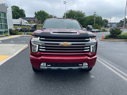Used 2023 Chevrolet Silverado 2500 High Country w/ Z71 Off-Road Package AWD/4WD image 9