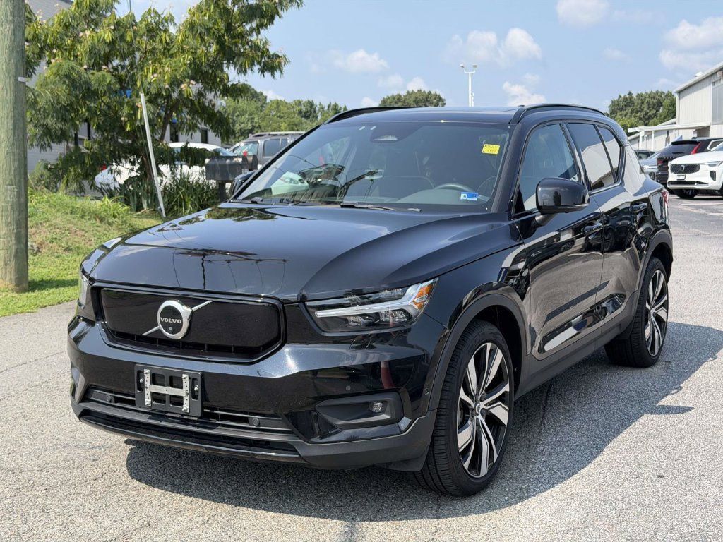 Used 2022 Volvo XC40 P8 Recharge Ultimate AWD/4WD image 22