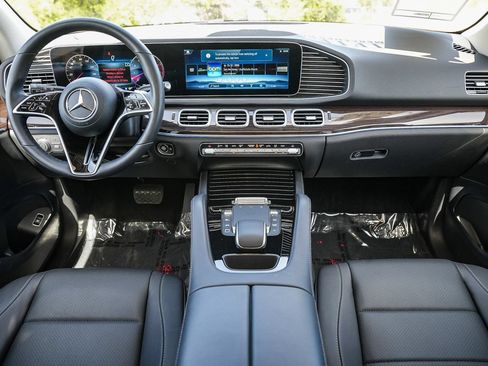 Certified 2026 Mercedes-Benz GLE 450 4MATIC image 12