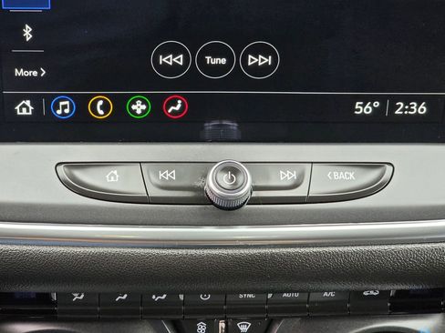 Used 2025 Chevrolet Blazer LT image 25