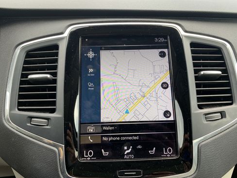 Used 2020 Volvo XC90 T5 Momentum w/ Protection Package Premier FWD image 24
