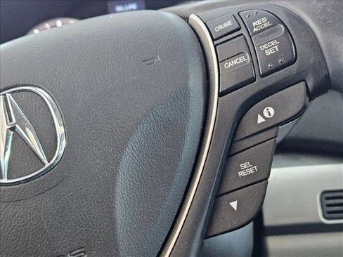 Used 2017 Acura RDX w/Technology Pkg image 16