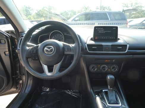 Used 2016 MAZDA MAZDA3 i Sport w/ Preferred Equipment Package FWD image 13