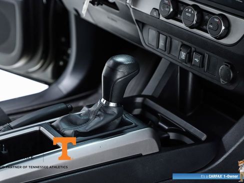 Used 2022 Toyota Tacoma SR5 image 33