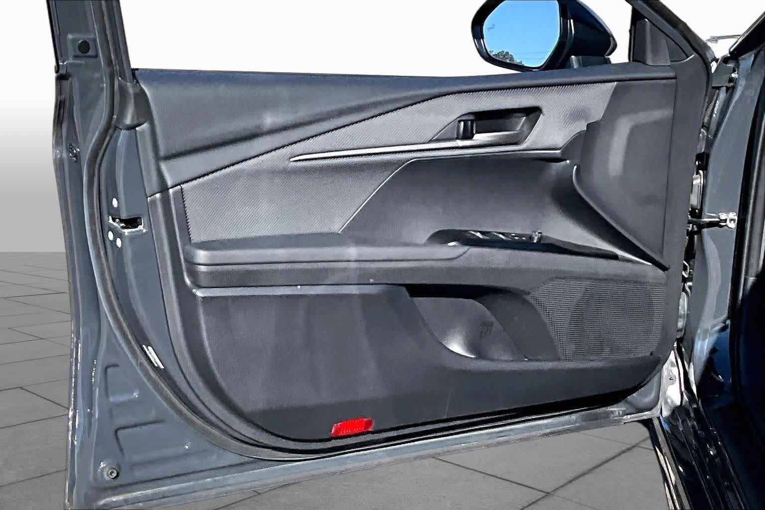 Certified 2025 Toyota Camry SE w/ Convenience Package FWD image 21