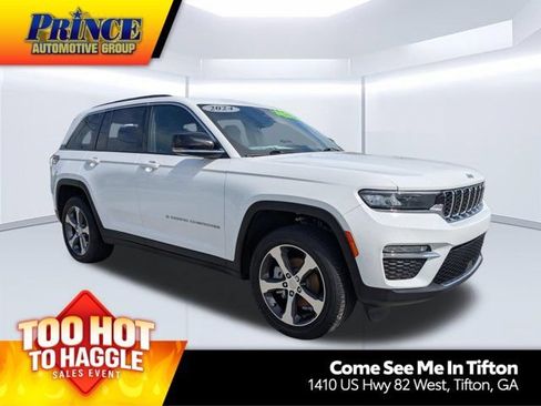 Used 2024 Jeep Grand Cherokee Limited w/ Trailer Tow Package AWD/4WD image 1