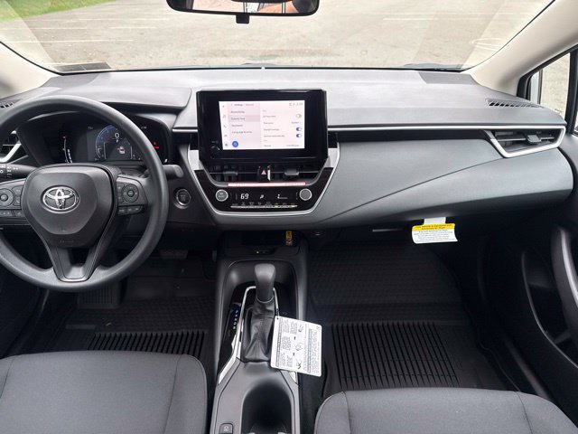 New 2026 Toyota Corolla LE FWD image 20