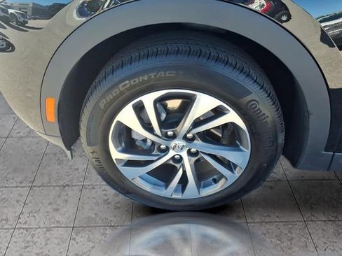 Used 2023 Buick Envision Essence image 6