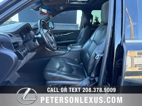 Used 2019 Cadillac Escalade ESV Platinum AWD/4WD image 31