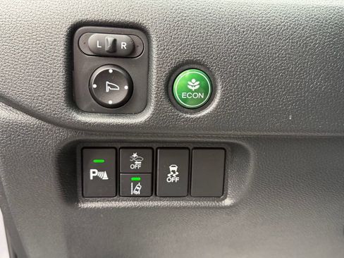 Used 2023 Honda Passport EX-L image 11
