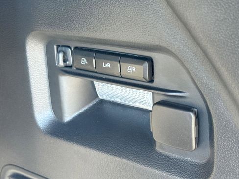 Used 2025 Ford Explorer ST-Line w/ Premium Package image 11