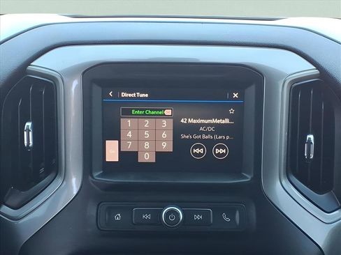 Used 2020 Chevrolet Silverado 1500 Custom w/ Infotainment Package image 20