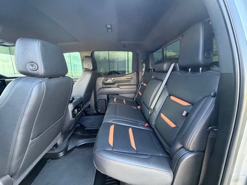 Used 2025 GMC Sierra 1500 AT4 w/ AT4 Premium Package AWD/4WD image 21