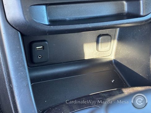 Used 2015 GMC Canyon SLE w/ SLE Convenience Package image 27