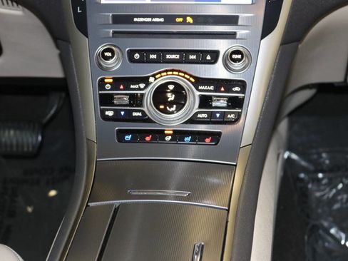 Used 2020 Lincoln MKZ Reserve w/ Elements Package image 52