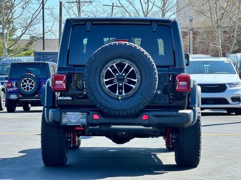 New 2026 Jeep Wrangler Unlimited Rubicon AWD/4WD image 6