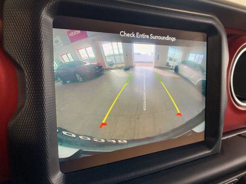 Used 2020 Jeep Wrangler Unlimited Rubicon w/ Dual Top Group image 22