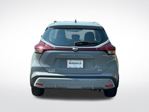 Used 2024 Nissan Kicks SV FWD image 6