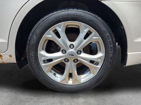 Used 2012 Ford Fusion SE FWD image 22