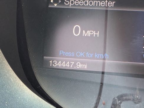 Used 2016 Ford Edge Titanium image 33