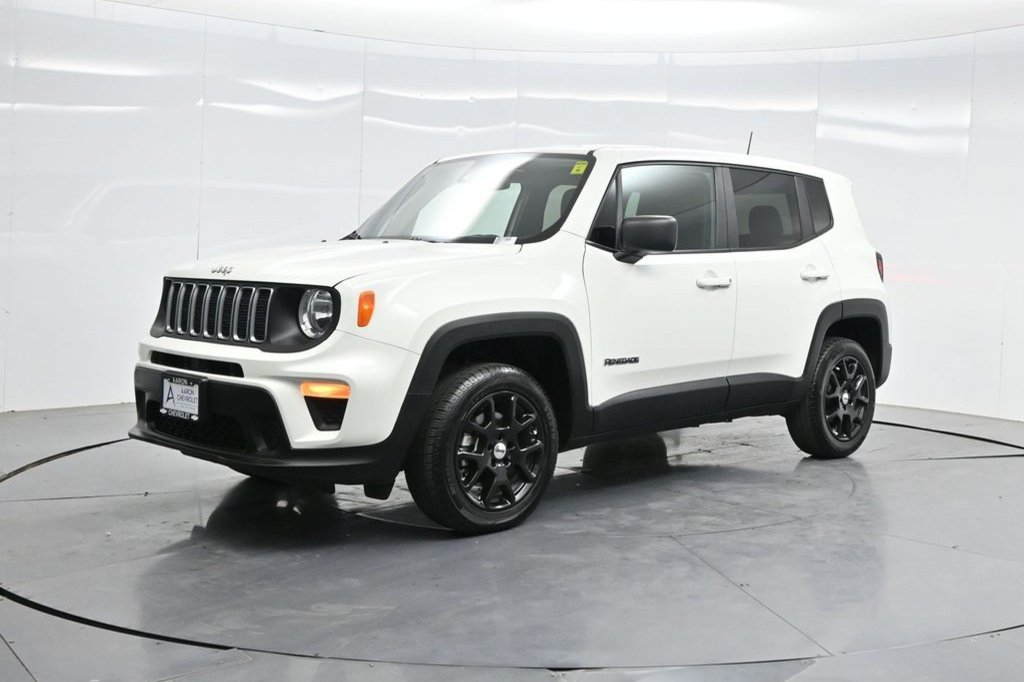 Used 2023 Jeep Renegade Latitude AWD/4WD image 18