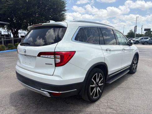 Used 2019 Honda Pilot Touring image 3