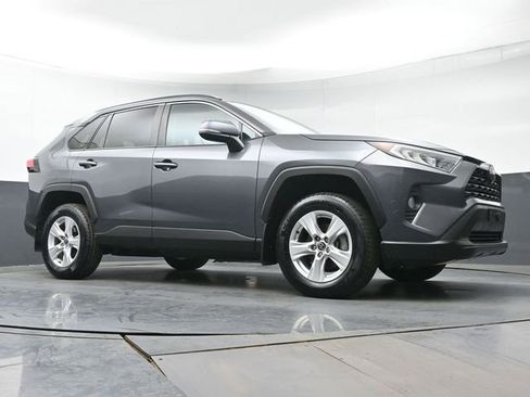 Used 2021 Toyota RAV4 XLE w/ Convenience Package AWD/4WD image 39
