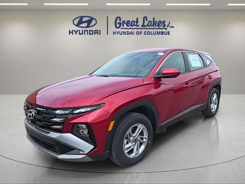 Used 2026 Hyundai Tucson SE AWD/4WD image 1