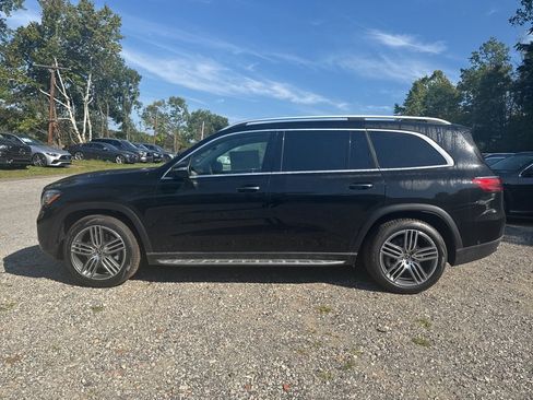 New 2026 Mercedes-Benz GLS 450 4MATIC image 4