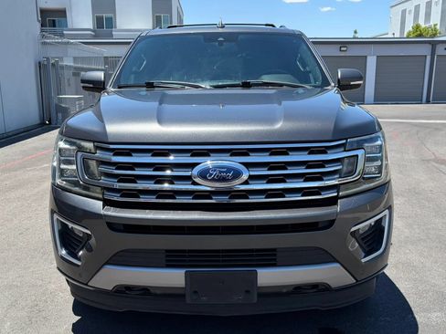 Used 2018 Ford Expedition Max Limited w/ Equipment Group 301A AWD/4WD image 8
