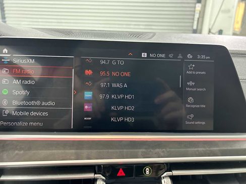 Used 2022 BMW X5 xDrive40i w/ Premium Package image 12