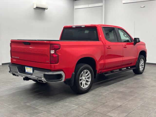 Used 2022 Chevrolet Silverado 1500 LT AWD/4WD image 2