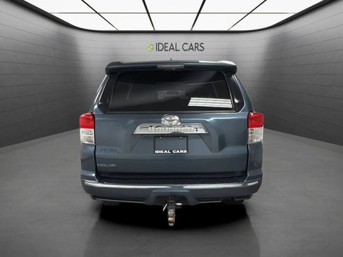 Used 2013 Toyota 4Runner SR5 AWD/4WD image 6